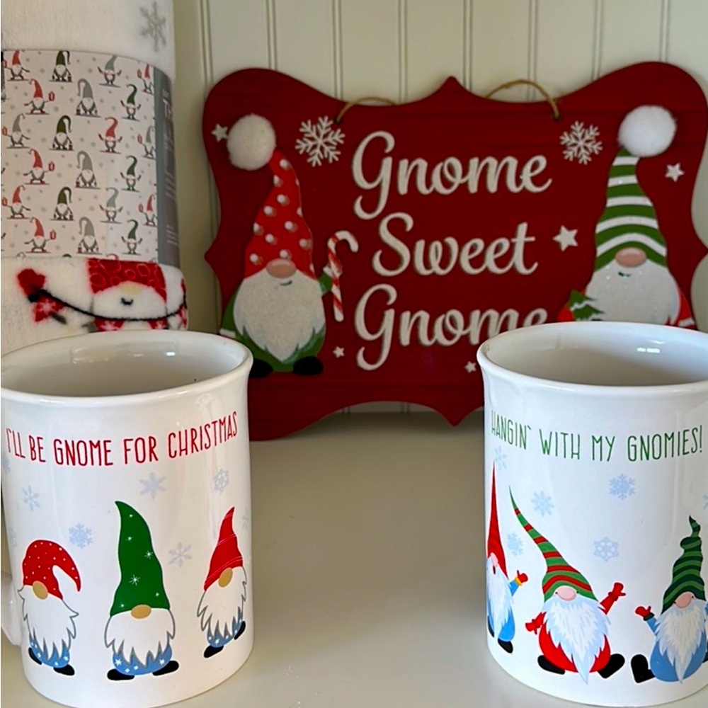 🎄Christmas Gnome Throw/Mug/Sign Gift Set🎄